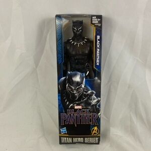 Marvel Black Panther 12” Toy Action Figure Hasbro Titan Hero Disney T’Challa